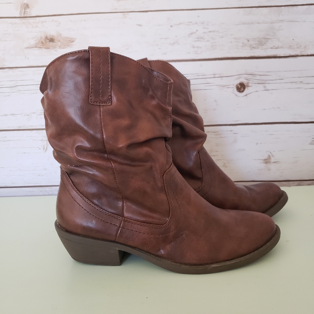 Brash Slouchy Brown Booties
